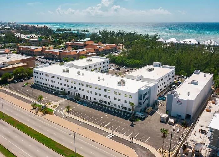 Governors Village - 1,2,3 & 4 Bedroom Apartments On Seven Mile Beach Corridor