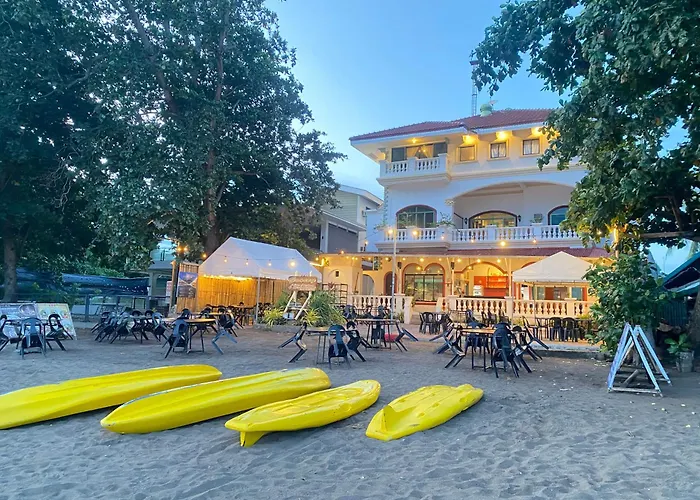 Gracey Dive Resort And Restaurant