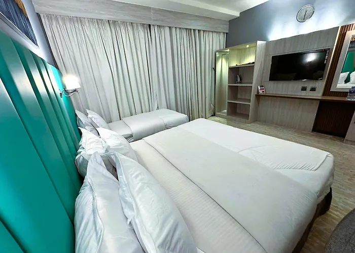 Hafez Hotel Apartments - Al Ras Metro Station Dubai