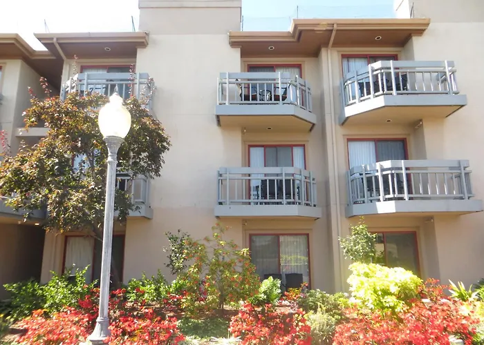 Victorian Inn Monterey