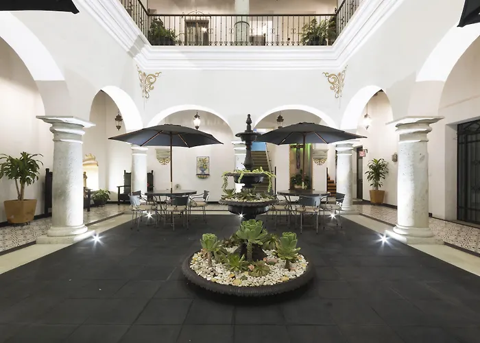 Hotel Boutique Naura Centro