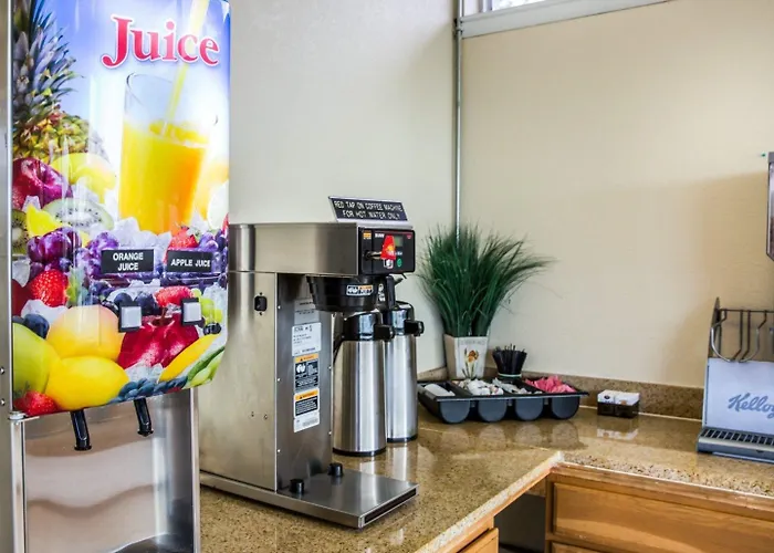 Rodeway Inn & Suites Wilmington North