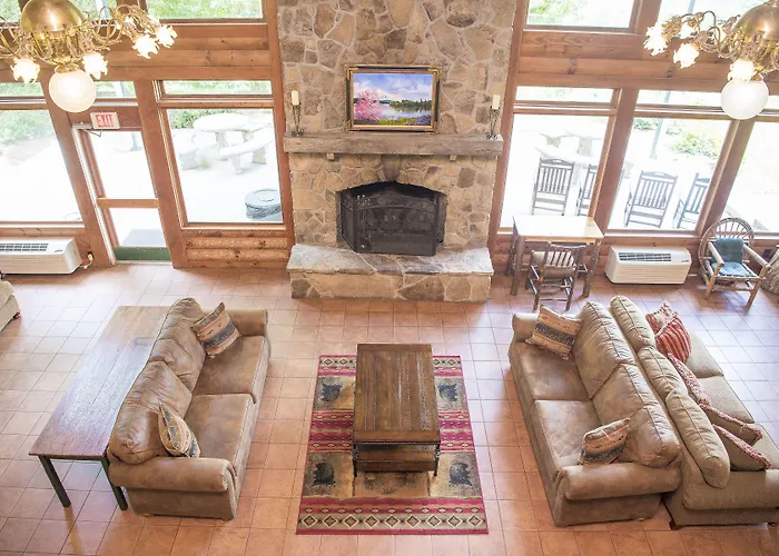 Lake Chatuge Lodge