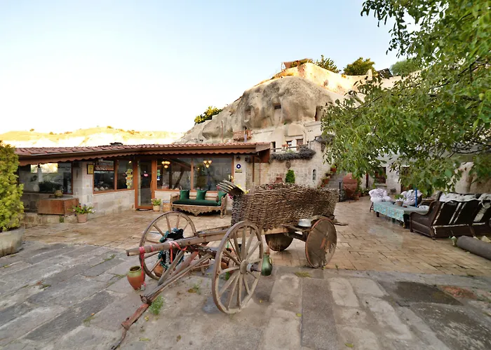 Grand Cave Suites