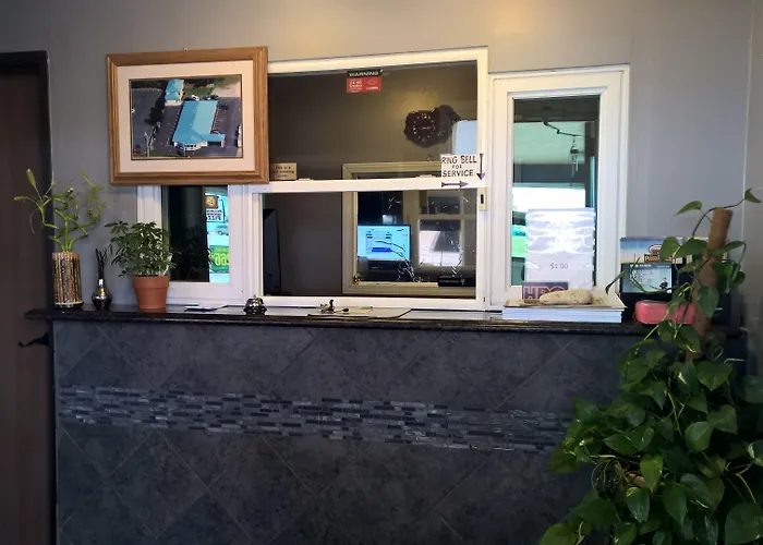 Economy Inn Marshalltown