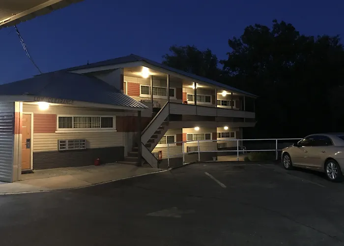 Economy Inn Marshalltown
