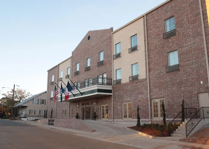 Chateau Saint Denis Hotel