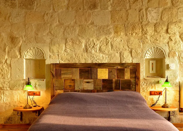 Seki Cave Hotel, Wake Up To Hot Air Balloons