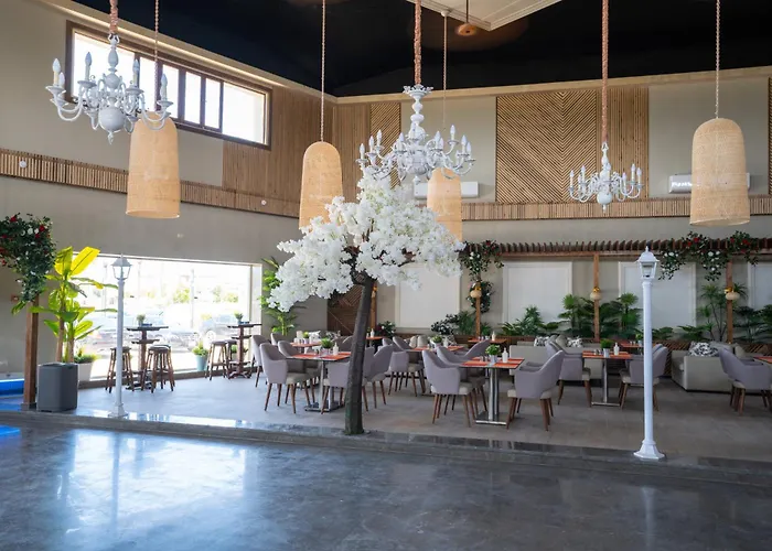 Sea Gull Marina Hotel