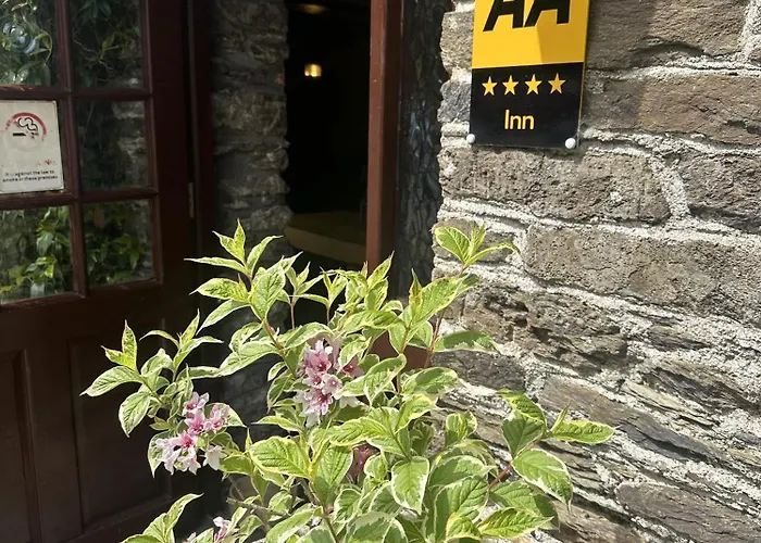 The Crooked Inn