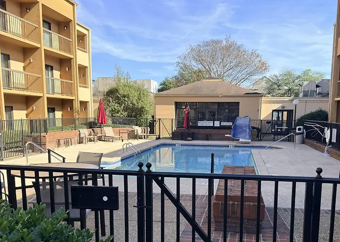 Hotel Preston By Ihg Montgomery