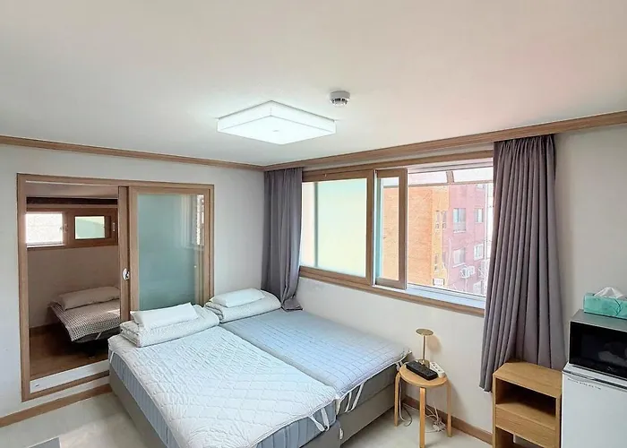 Y'S House