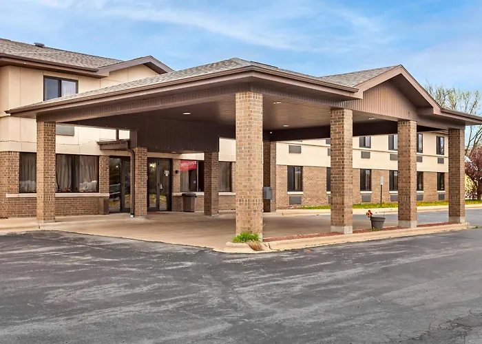 Econo Lodge Inn & Suites Oconto
