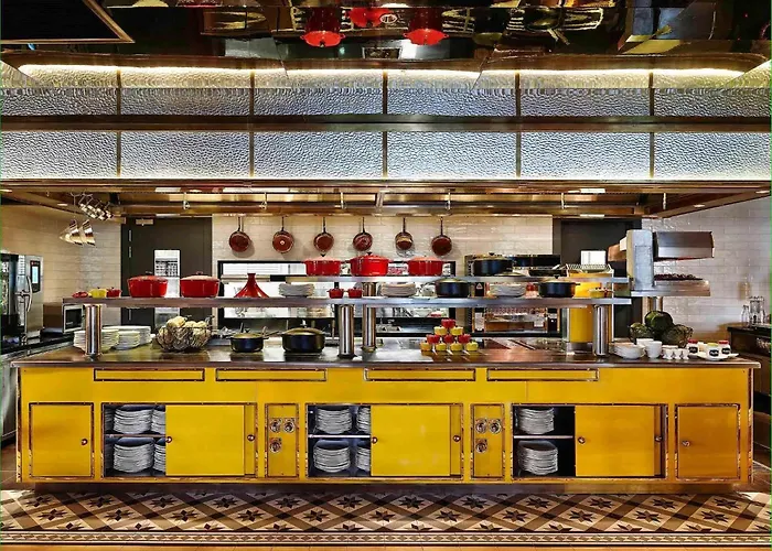 Sofitel Saigon Plaza