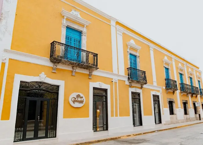 Hotel Plaza Colonial