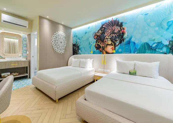 Trupial Hotel & Casino