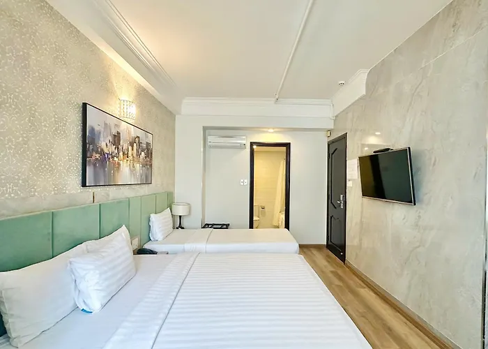 Sunrise Central Hotel