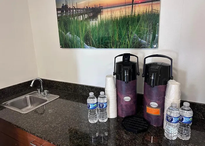 Studio 6 Suites Jacksonville, Nc - Camp Lejeune