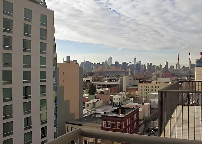 Hotel Vetiver / Manhattan Skyline New York