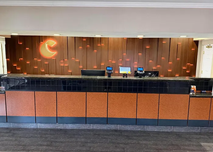 Comfort Inn & Suites North Charleston - Northwoods