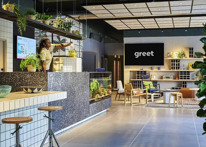 Greet Hotel Paris Porte De La Chapelle - Arena Saint-Denis 