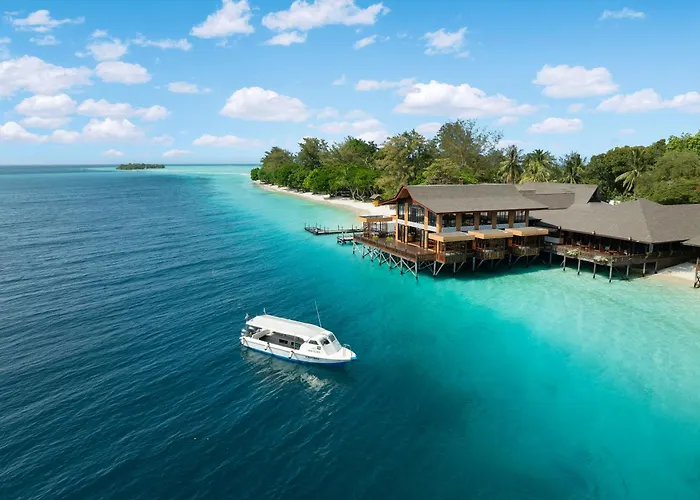 Mataking Reef Resort