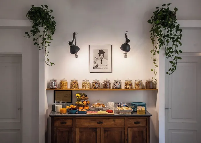 Borgo Vergini Garden B&B Napoli