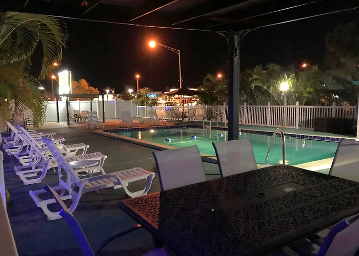 Sunshine Inn & Suites Venice, Florida Venice Gardens