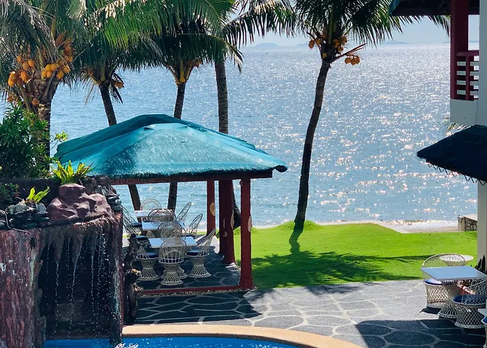 Badladz Beach And Dive Resort