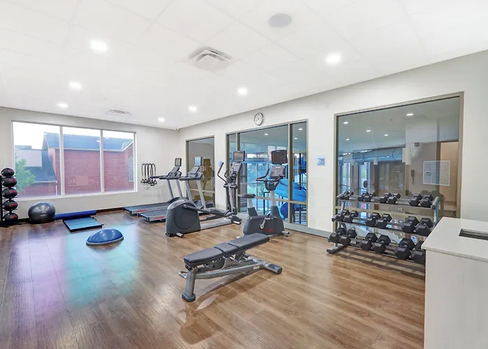 Holiday Inn Express & Suites - Woodstock, On Canada