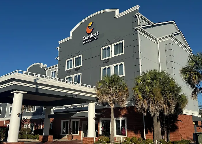 Comfort Inn & Suites North Charleston - Northwoods