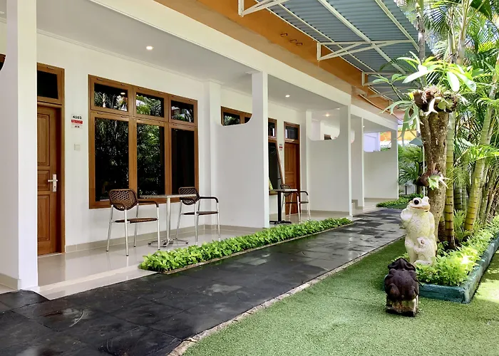 Febri'S Hotel & Spa Kuta 