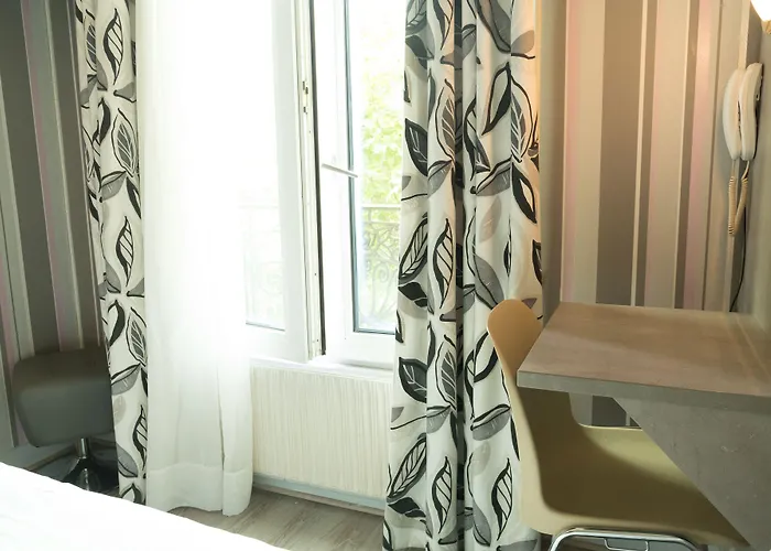 Hotel Paris Panam-Pere Lachaise-Place Gambetta-Hopital Tenon-Republique