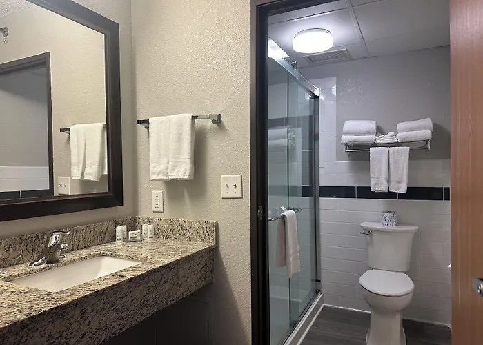 Americinn By Wyndham Menominee