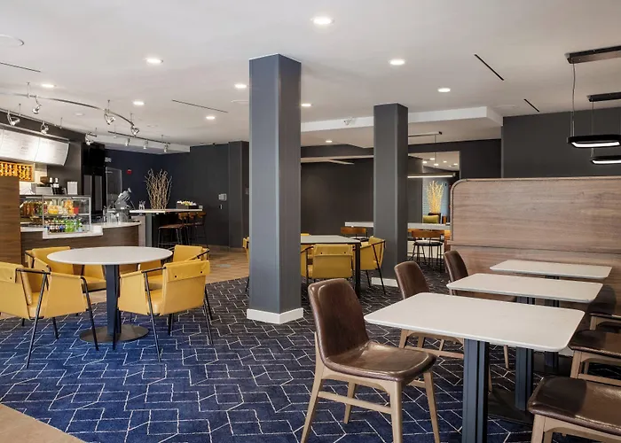 Courtyard By Marriott Orlando Altamonte Springs Maitland
