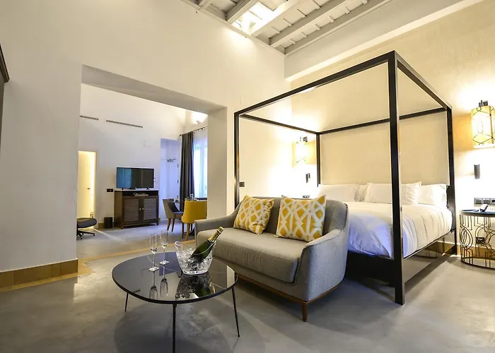 Legado Alcazar Hotel (Adults Only)