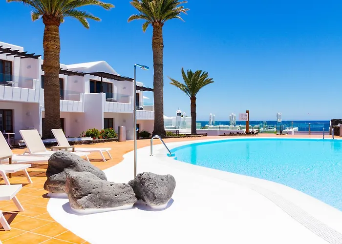 Best Puerto del Carmen (Lanzarote) Hotels For Families With Kids