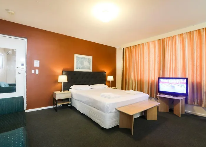 Melbourne Resorts